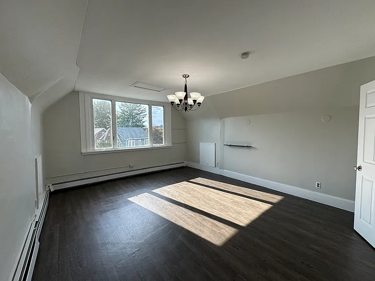 722 Adams St #2 — Photo 13