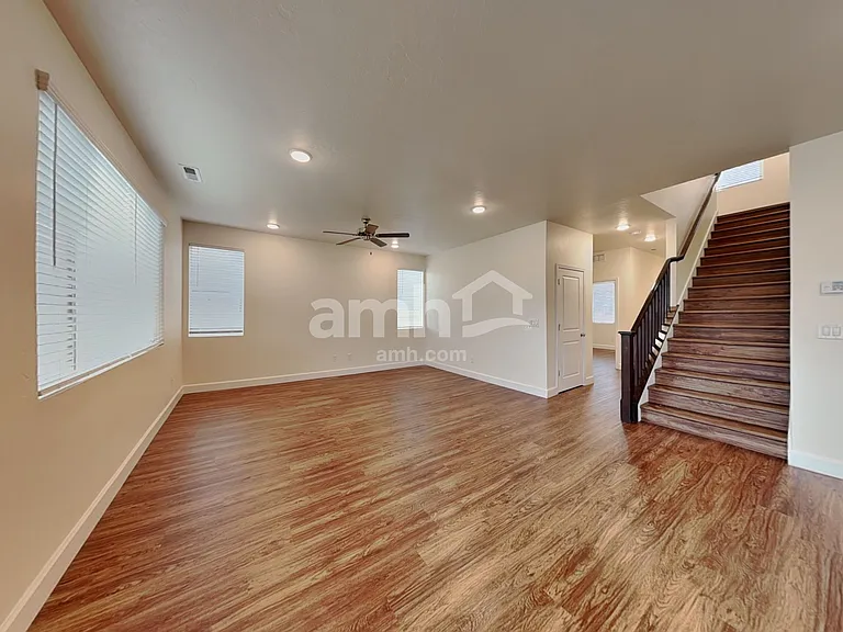 884 N Garnet Creek Ave — Photo 6