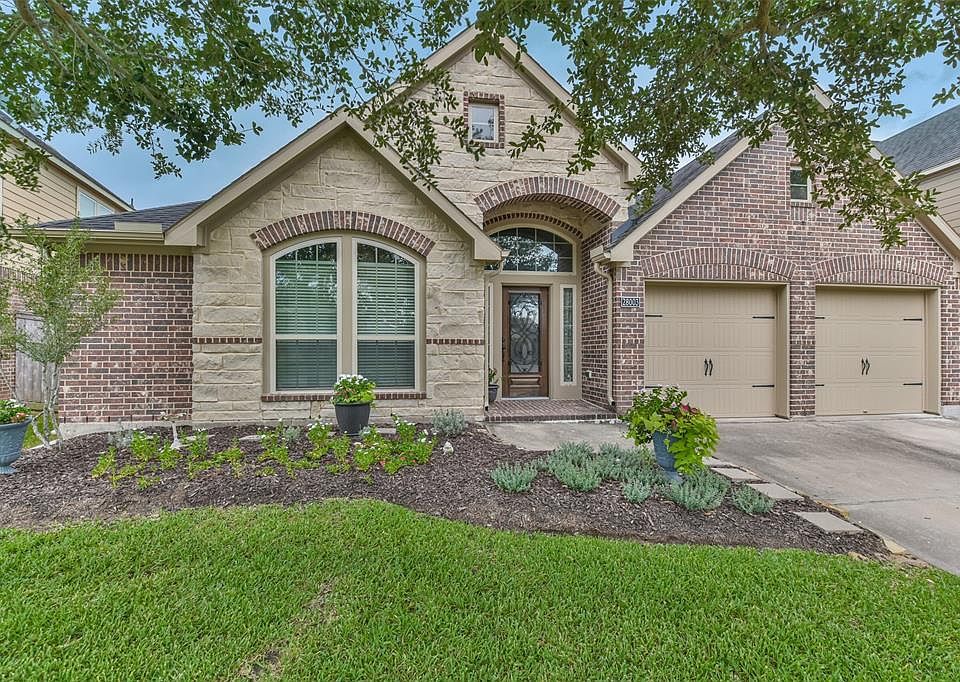 1st image of 28003 Brandy Creek Ln