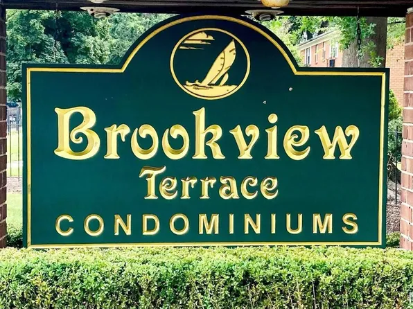 289 Main St APT 15B, Spotswood, NJ 08884