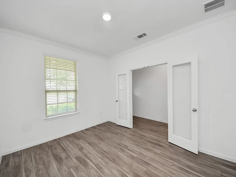1325 Grass Bend Dr — Photo 9