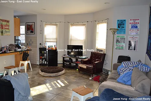 66 Quint Ave Photo 1