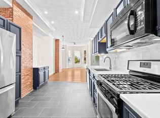 178 Webster St APT 1, Boston, MA 02128