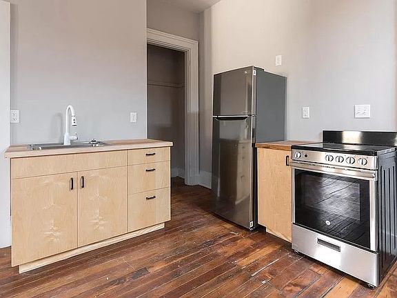 Kitchen area