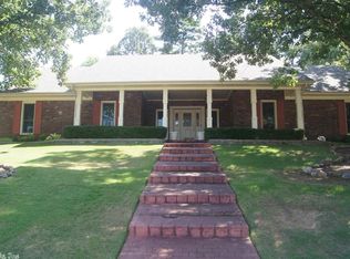 1 Petress Ct, Little Rock, AR 72211