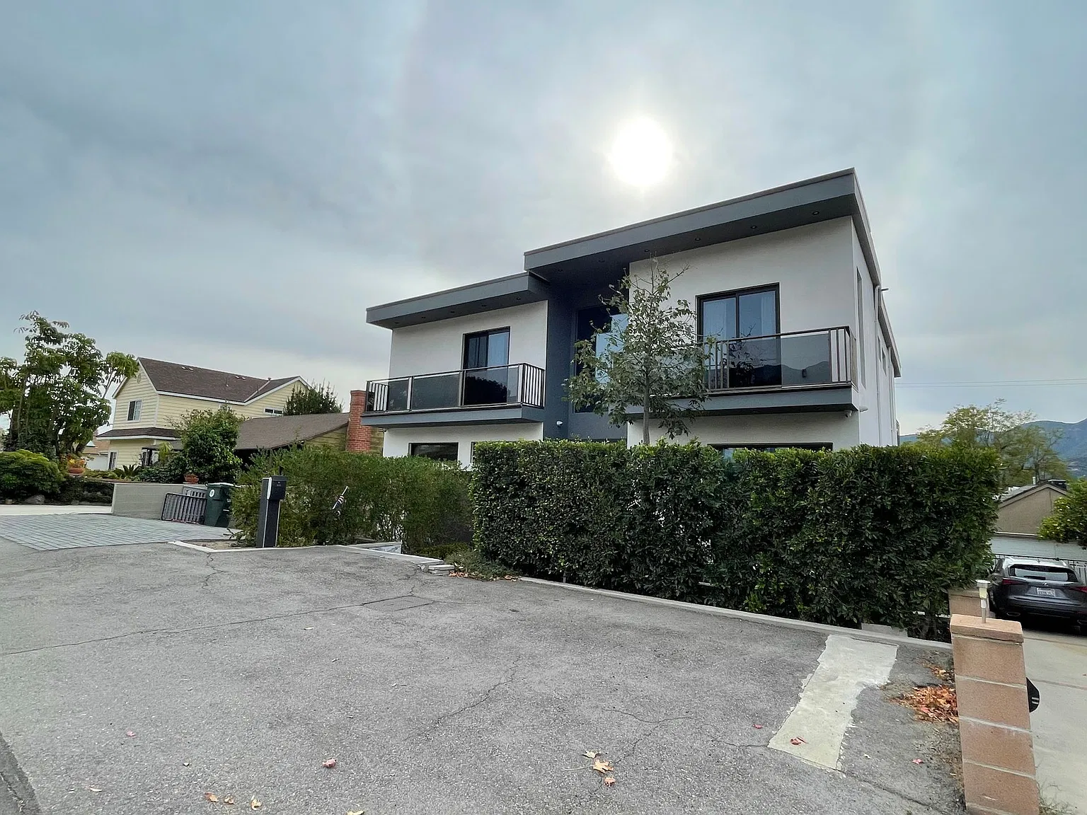 4 bed, 3150 sqft, $7,950 — Photo 1
