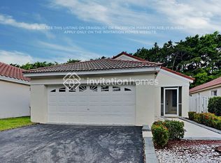 567 Talavera Rd, Fort Lauderdale, FL 33326