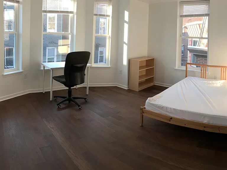 224 S 44th St #3 — Photo 3