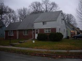 2700 Armstrong Ave, Holmes, PA 19043
