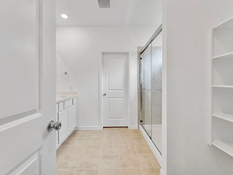 1210 Sugar Dr — Photo 24