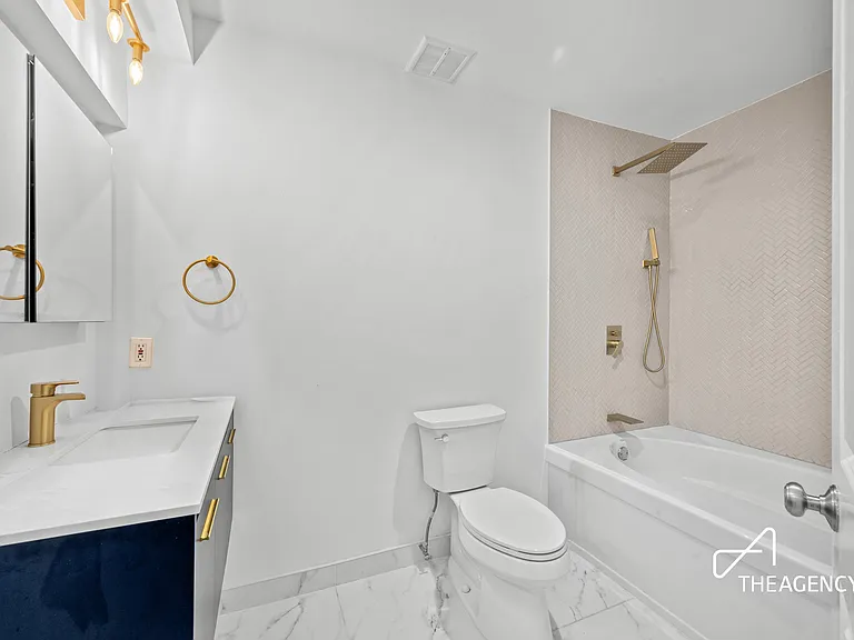 332 E 54th St #1BC — Photo 7