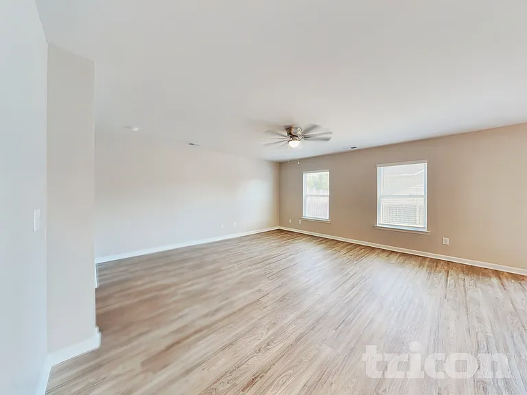 224 Wannamaker Way — Photo 2