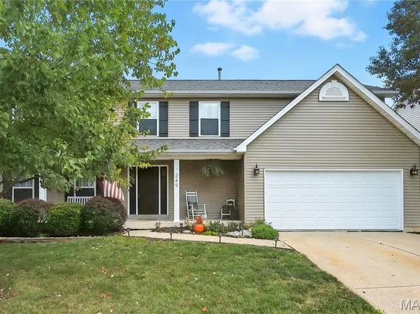 249 Ashford Oaks Dr, Wentzville, MO 63385