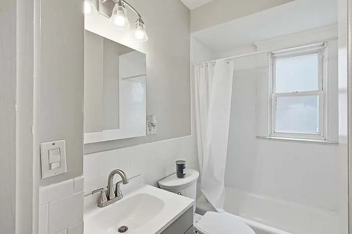Building Photo - 95 Capen St #1