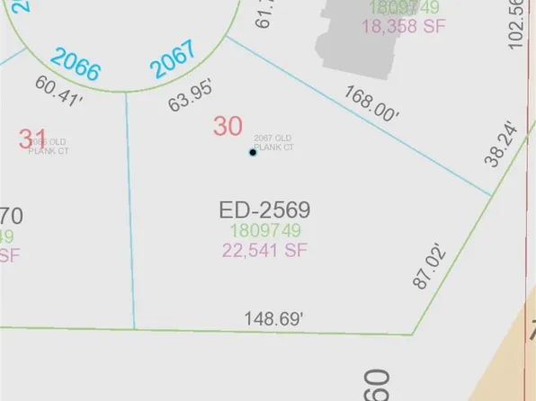 2067 Old Plank Ct, De Pere, WI 54115