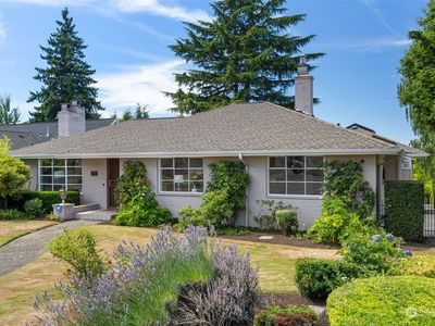 5711 61st Avenue NE, Seattle, WA, 98105