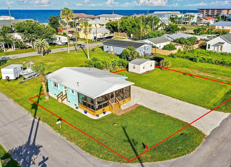 121 6th St, Mexico Beach, FL 32456 Zillow