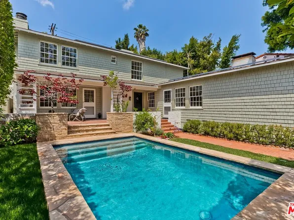 1945 N Edgemont St, Los Angeles, CA 90027