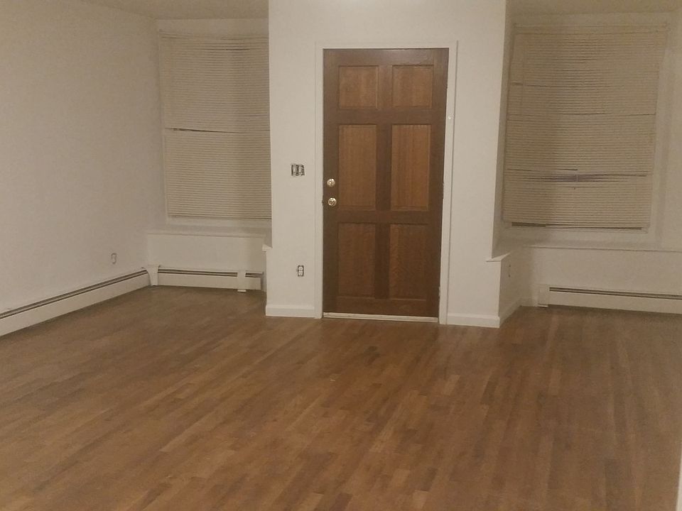 Living Room/ With Dining Area