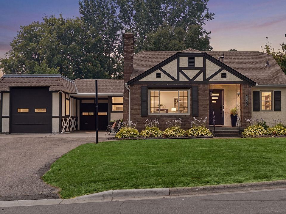 1st image of 2123 Fairways Ln