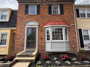 4924 McFarland Dr, Fairfax, VA 22032