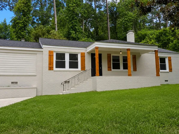 2192 General Winship Dr, Macon, GA 31204