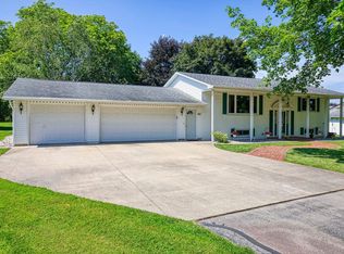 N319 Hillside Dr, Appleton, WI 54915