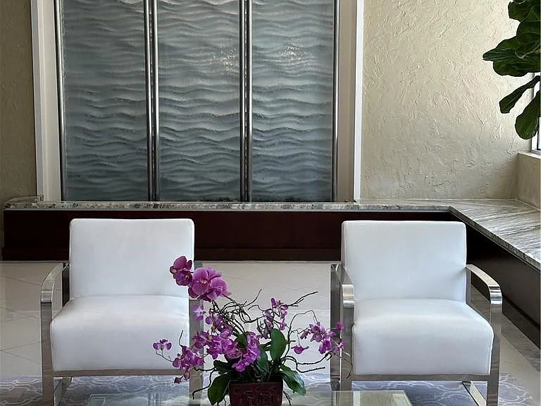 4250 Galt Ocean Dr #9F — Photo 24