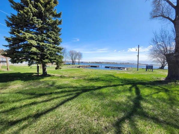 846 S Lakeshore Dr #2, Ludington, MI 49431