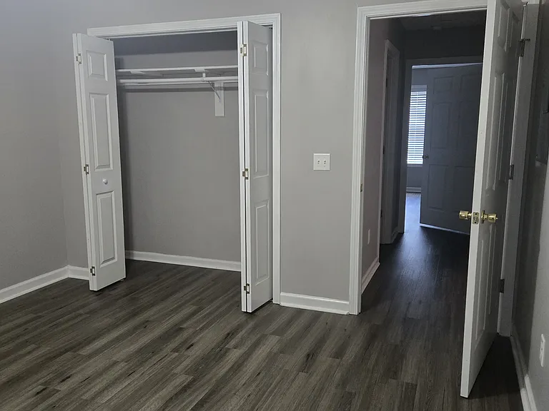 800 N Augusta Ave #802 — Photo 5