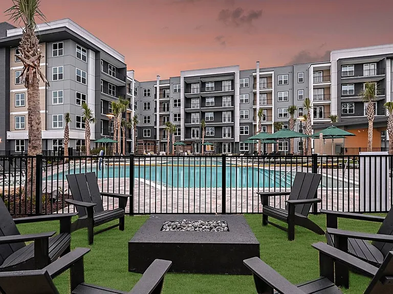 Haven 8181 — Photo 15