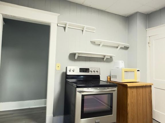2nd image of 118 S 3rd St #102