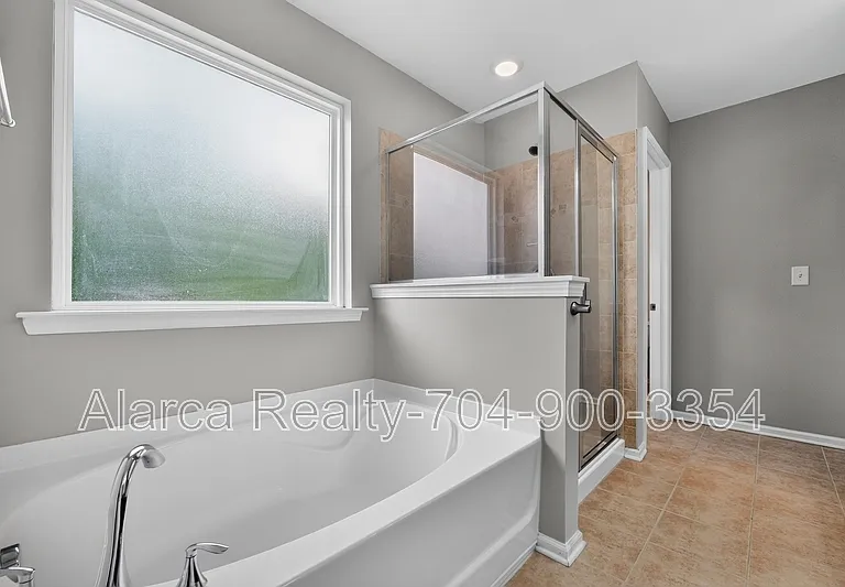 11528 Lottingly Dr — Photo 25