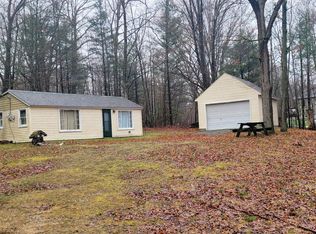 1812 S 176th Ave, Hesperia, MI 49421