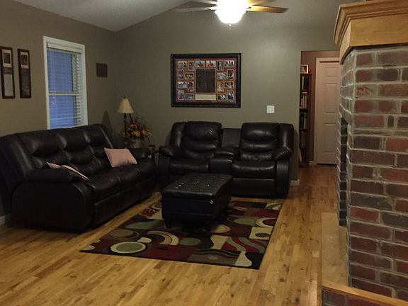 5th image of 231 Camelia Dr