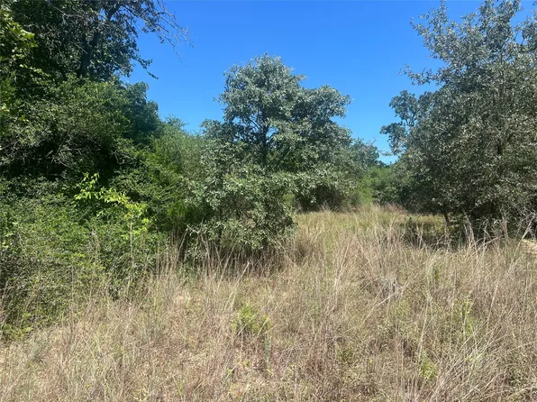 4500 Prairie St, Normangee, TX 77871