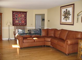 88 Manor Rd, Patterson, NY 12563