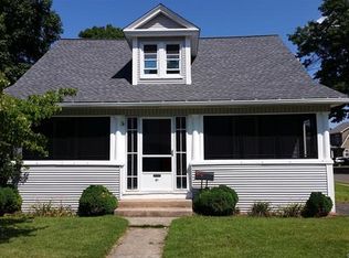 23 Delmont St, Manchester, CT 06042