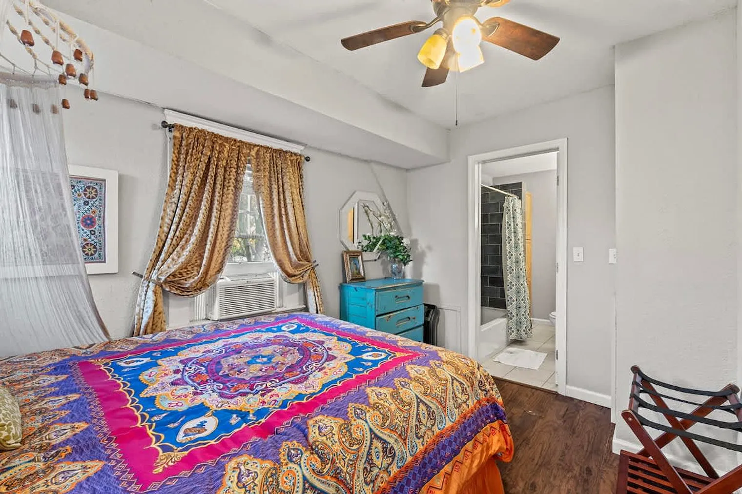 1 bed, 1.0 bath, $1,175 — Photo 4
