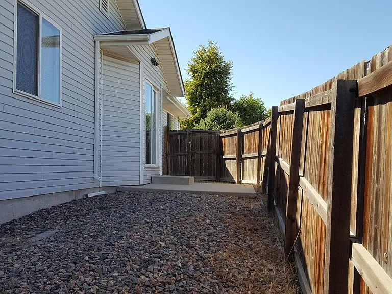 590 Depew Ct — Photo 10
