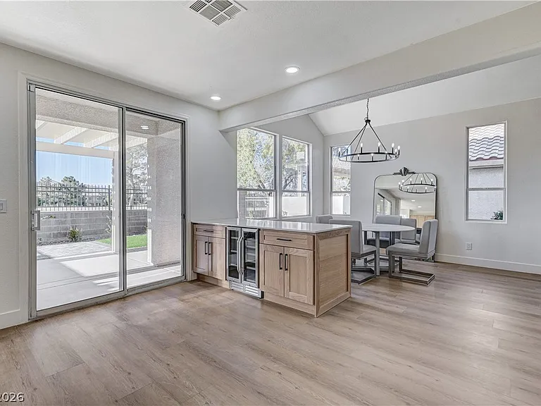 1317 Fox Acres Dr — Photo 21