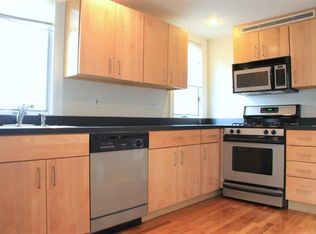1110 Massachusetts Ave APT 2, Cambridge, MA 02138
