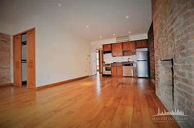 Rented by Manhattan Realty Group