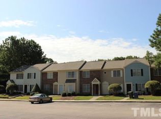 2911 Faversham Pl, Raleigh, NC 27604