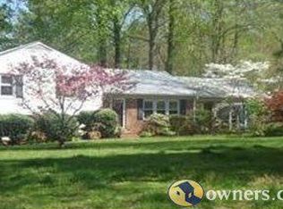 1808 Reams Rd, Powhatan, VA 23139
