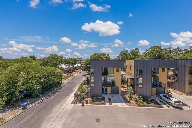 137 Lotus St — Photo 22