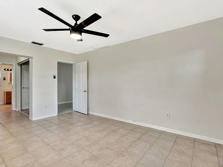 8968 SE Pine Cone Ln — Photo 18