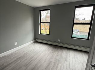 7706 66th Dr APT 2, Middle Village, NY 11379