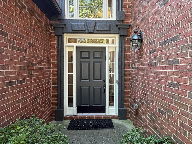950 Lancaster Walk — Photo 2