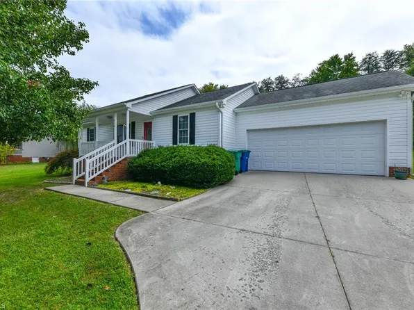 210 Saddlebred Loop, Stokesdale, NC 27357